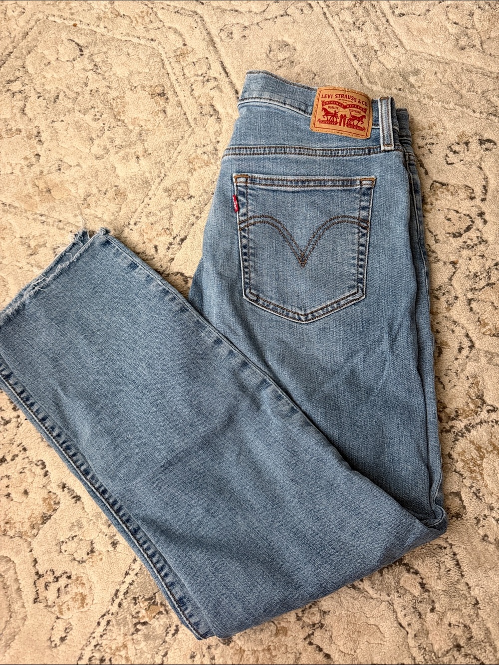 Levi's Wedgie Straight Jeans